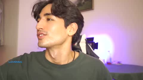 idenavarre online show from December 10, 2024, 7:11 pm