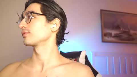 idenavarre online show from February 23, 2025, 10:20 pm