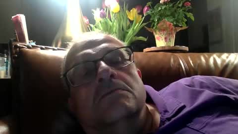 alankrieski1174 online show from October 11, 2025, 4:44 am