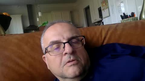 alankrieski1174 online show from November 4, 2025, 4:28 pm