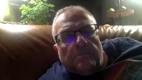 alankrieski1174 online show from November 14, 2025, 3:49 am