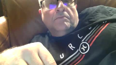 alankrieski1174 online show from December 5, 2025, 4:21 am