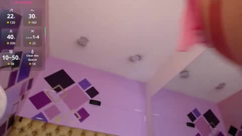 Snapshot of alanna_fox_ chatting on November 10, 2025, 8:19 pm Alanna Fox online show from November 10, 2025, 8:19 pm