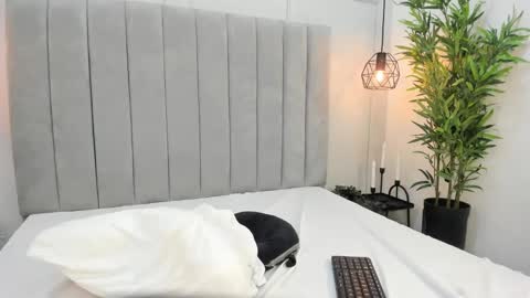 Alanna  online show from February 10, 2025, 6:24 pm