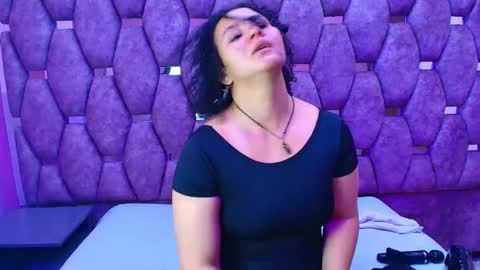 AlaSmith  online show from February 1, 2026, 1:48 am