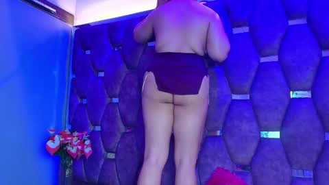 AlaSmith  online show from May 30, 2026, 2:41 am