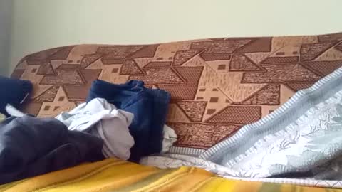 Snapshot of alaxcee chatting on November 9, 2025, 10:35 am alaxcee online show from November 9, 2025, 10:35 am