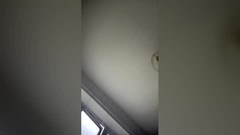 alaynaf2464 online show from April 11, 2026, 6:18 am