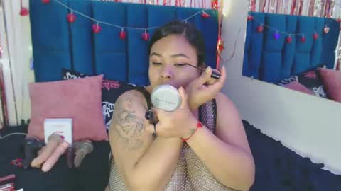 Snapshot of alba_sex10 chatting on March 1, 2025, 5:38 pm alba online show from March 1, 2025, 5:38 pm