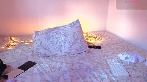 alba_toro535670 online show from February 25, 2026, 12:37 pm