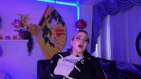 Snapshot of albaandthayron chatting on April 25, 2026, 1:41 pm albaandthayron online show from April 25, 2026, 1:41 pm