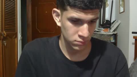 josevcam online show from September 20, 2025, 4:57 am