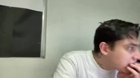 Snapshot of alber753713 chatting on June 1, 2026, 2:57 am alber753713 online show from June 1, 2026, 2:57 am