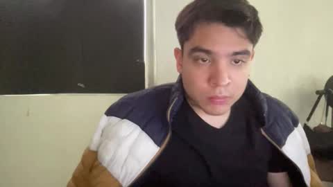 Snapshot of alber753713 chatting on June 10, 2026, 7:35 pm alber753713 online show from June 10, 2026, 7:35 pm