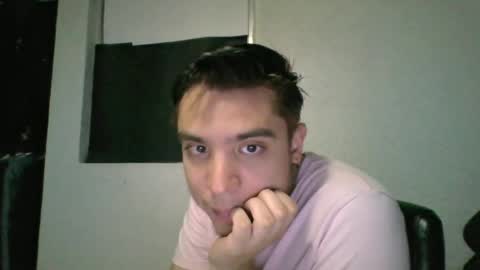 Snapshot of alber753713 chatting on June 25, 2026, 2:33 am alber753713 online show from June 25, 2026, 2:33 am