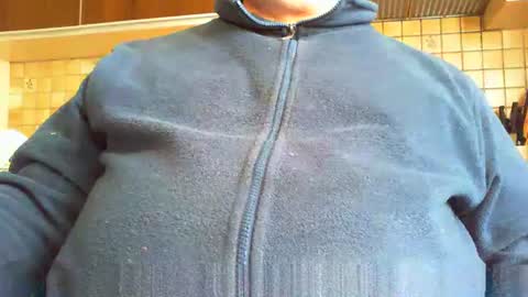 albert29 online show from October 15, 2025, 3:56 pm