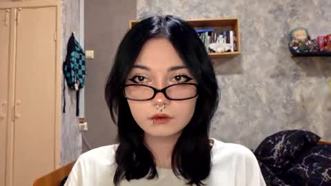 Im Katrina online show from November 10, 2025, 6:18 pm