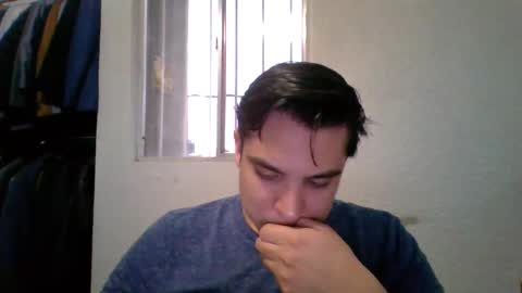 Snapshot of albertoarenas16 chatting on April 13, 2026, 12:05 am albertoarenas16 online show from April 13, 2026, 12:05 am
