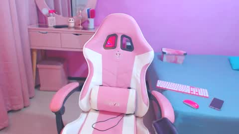 Snapshot of aldana_stone chatting on October 1, 2025, 1:22 am aldana_stone online show from October 1, 2025, 1:22 am