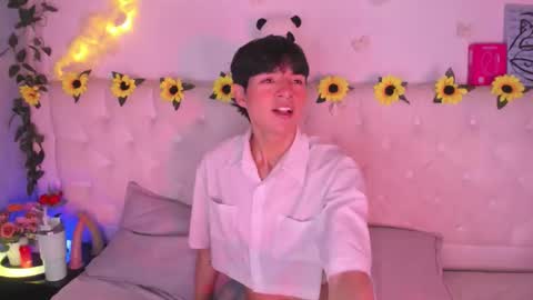 ale_aurarashi online show from February 20, 2026, 5:04 am