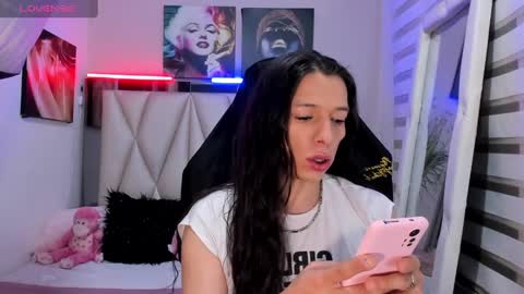 Snapshot of ale_noah_xxx chatting on December 31, 2024, 11:17 pm ale_noah_xxx online show from December 31, 2024, 11:17 pm