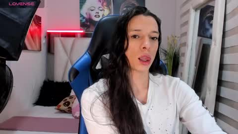 Snapshot of ale_noah_xxx chatting on January 24, 2025, 5:10 am ale_noah_xxx online show from January 24, 2025, 5:10 am