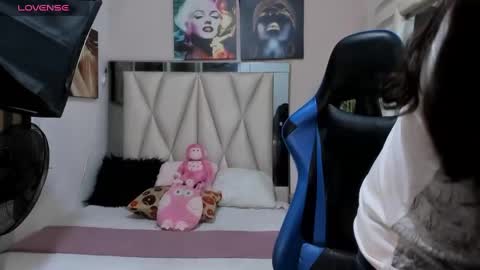 Snapshot of ale_noah_xxx chatting on January 24, 2025, 8:13 am ale_noah_xxx online show from January 24, 2025, 8:13 am