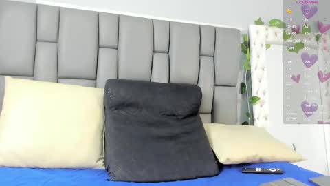 Snapshot of ale_noah_xxx chatting on October 5, 2025, 5:17 am ale_noah_xxx online show from October 5, 2025, 5:17 am