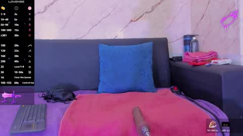 Juan de Dios Independent Model online show from January 8, 2026, 11:45 am