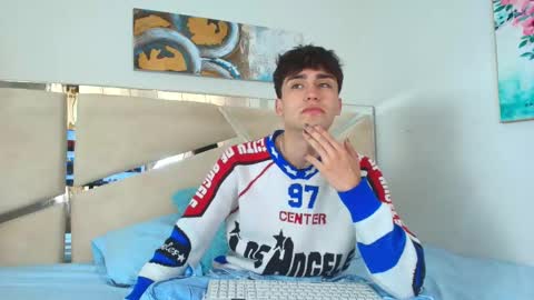 alec online show from November 23, 2025, 2:17 pm