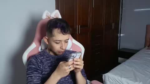 ALEC ANDREWS online show from September 23, 2025, 8:23 pm