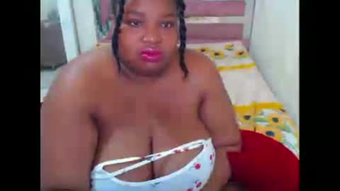Snapshot of aleeinvein1 chatting on July 1, 2026, 1:24 pm aleeinvein1 online show from July 1, 2026, 1:24 pm
