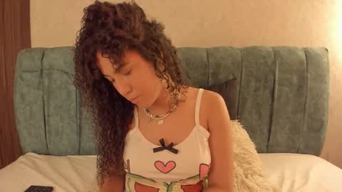 Snapshot of aleera_walton chatting on February 9, 2026, 8:13 pm Aleera online show from February 9, 2026, 8:13 pm