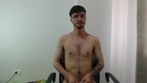 Snapshot of aleex_miller chatting on September 16, 2025, 11:44 am aleex_miller online show from September 16, 2025, 11:44 am