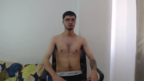 Snapshot of aleex_miller chatting on September 29, 2025, 6:35 pm aleex_miller online show from September 29, 2025, 6:35 pm