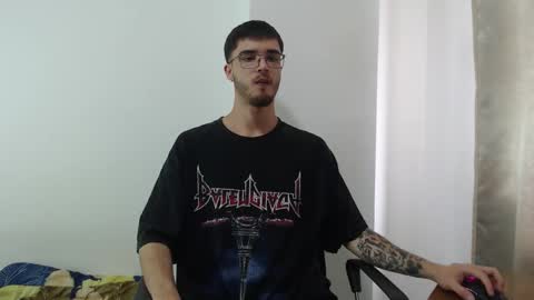 Snapshot of aleex_miller chatting on October 4, 2025, 9:35 pm aleex_miller online show from October 4, 2025, 9:35 pm