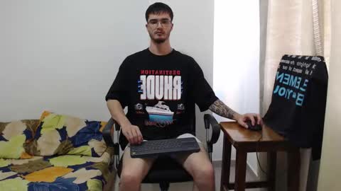 Snapshot of aleex_miller chatting on October 14, 2025, 12:28 pm aleex_miller online show from October 14, 2025, 12:28 pm