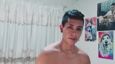 Alejandra online show from December 4, 2024, 6:55 am