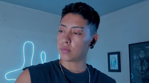 Alejandra online show from November 30, 2025, 10:25 pm