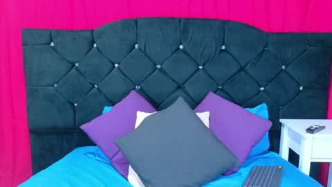 Alejandra online show from June 27, 2026, 11:59 am