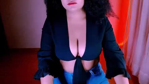 Alejandra  online show from February 12, 2025, 12:58 am