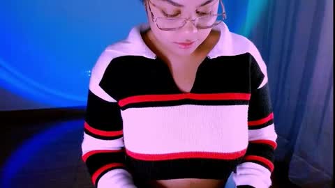 Alejandra  online show from October 9, 2025, 4:43 am