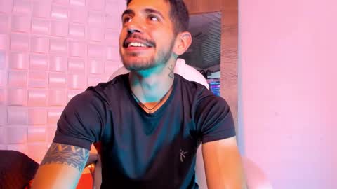 Snapshot of alejandrostorm chatting on December 14, 2025, 1:22 am Alejo online show from December 14, 2025, 1:22 am