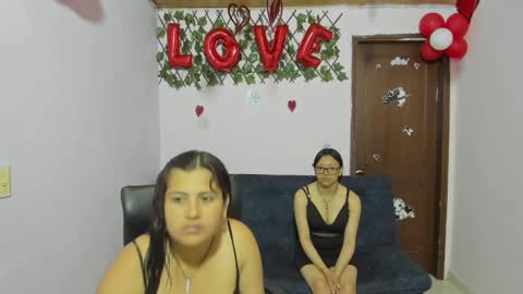 zoe and Kataleya online show from February 21, 2025, 1:00 pm