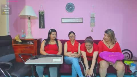 zoe and Kataleya online show from September 15, 2025, 12:16 pm