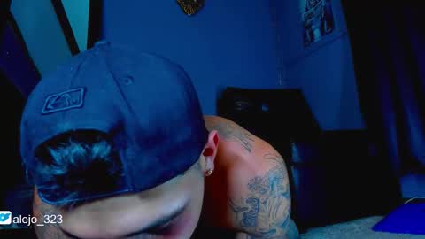 alejo_323__ online show from January 19, 2026, 3:21 am