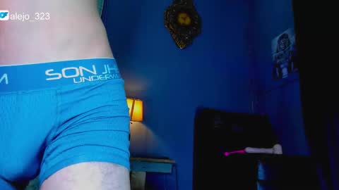 alejo_323__ online show from March 18, 2026, 2:26 am