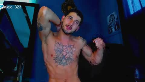 alejo_323__ online show from April 4, 2026, 1:52 pm