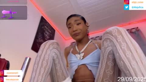 Snapshot of alejo_cute chatting on September 30, 2025, 1:21 am alejo_cute online show from September 30, 2025, 1:21 am