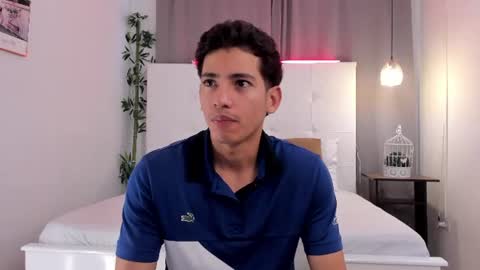 alejo_exotic online show from June 19, 2026, 12:20 pm